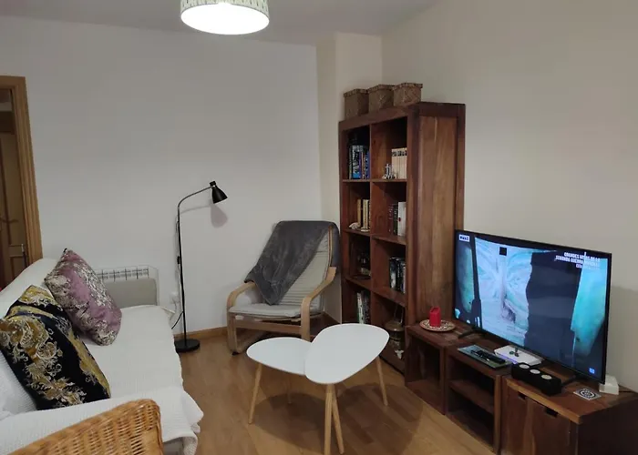 Inmocyma Almendros * Castejón de Sos